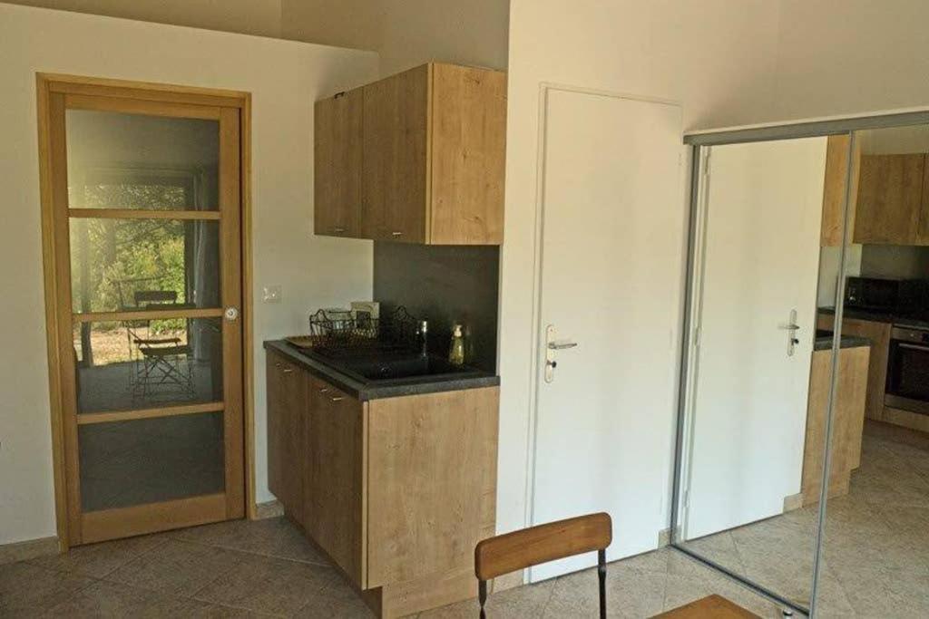 Villa La Lurette, Appartement Et Studio Saint-Etienne-les-Orgues Екстер'єр фото