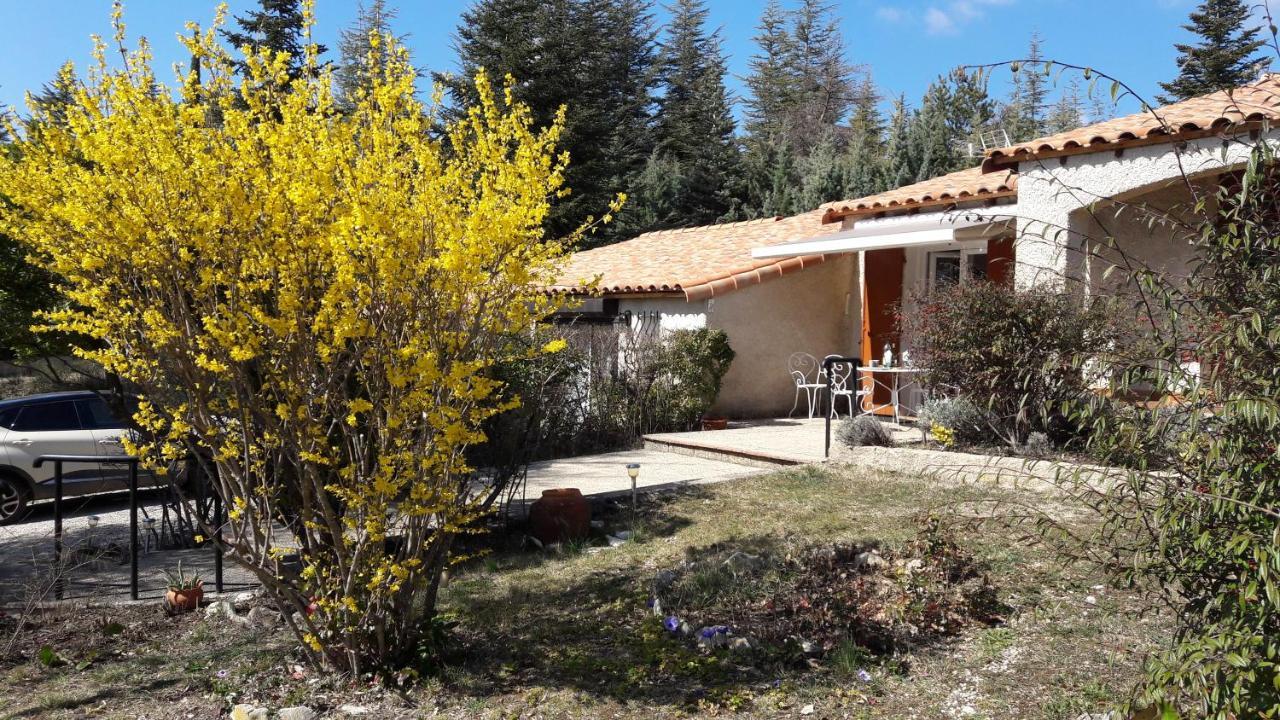 Villa La Lurette, Appartement Et Studio Saint-Etienne-les-Orgues Екстер'єр фото