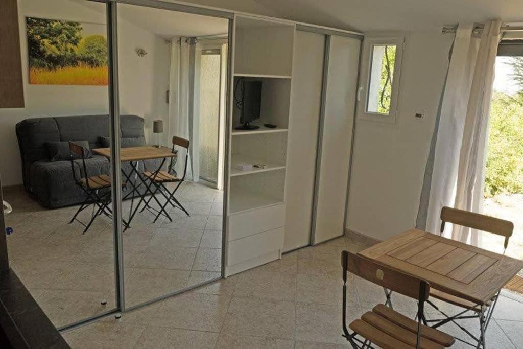 Villa La Lurette, Appartement Et Studio Saint-Etienne-les-Orgues Екстер'єр фото