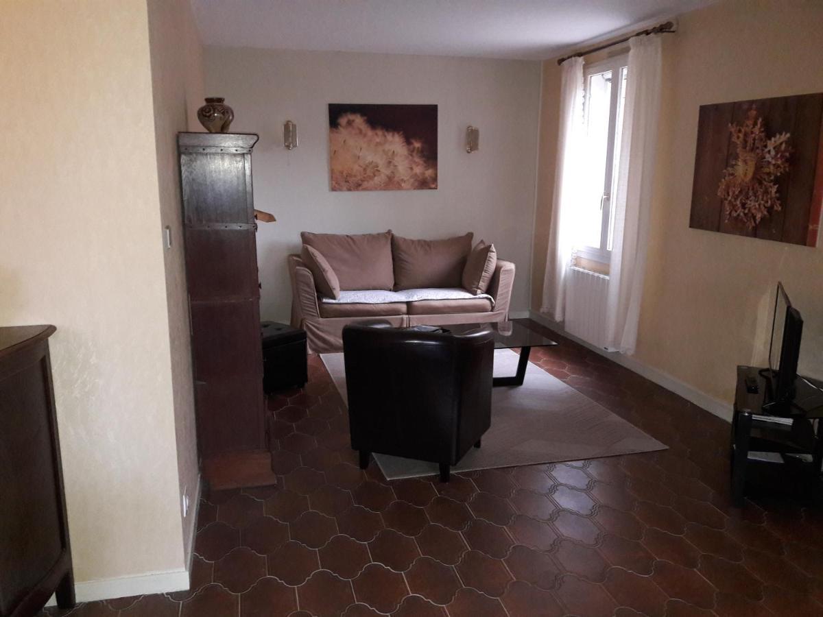 Villa La Lurette, Appartement Et Studio Saint-Etienne-les-Orgues Екстер'єр фото