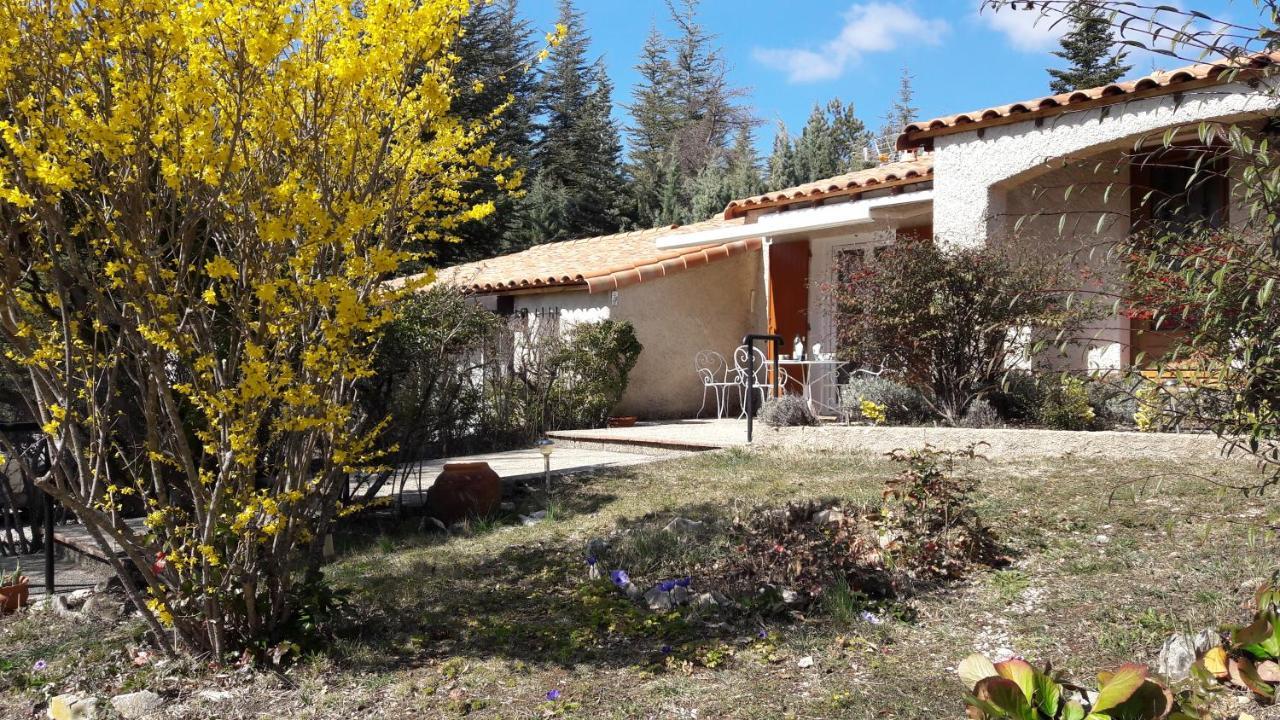Villa La Lurette, Appartement Et Studio Saint-Etienne-les-Orgues Екстер'єр фото